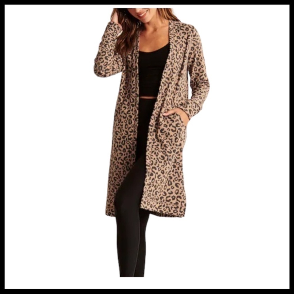 ABERCROMBIE & FITCH Animal Print Duster